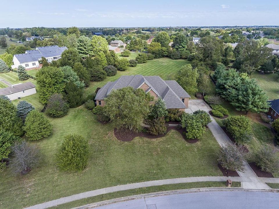 1st image of 213 Wind Haven Dr