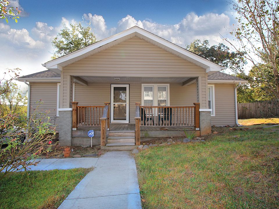 1st image of 206 SW Flenniken Ave