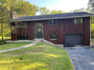 2620 E Fairoaks Ln, Bloomington, IN 47401