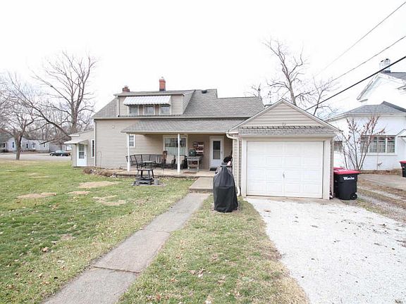 3rd image of 505 S Brady St