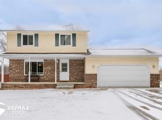 5399 N Irish Rd, Davison, MI 48423