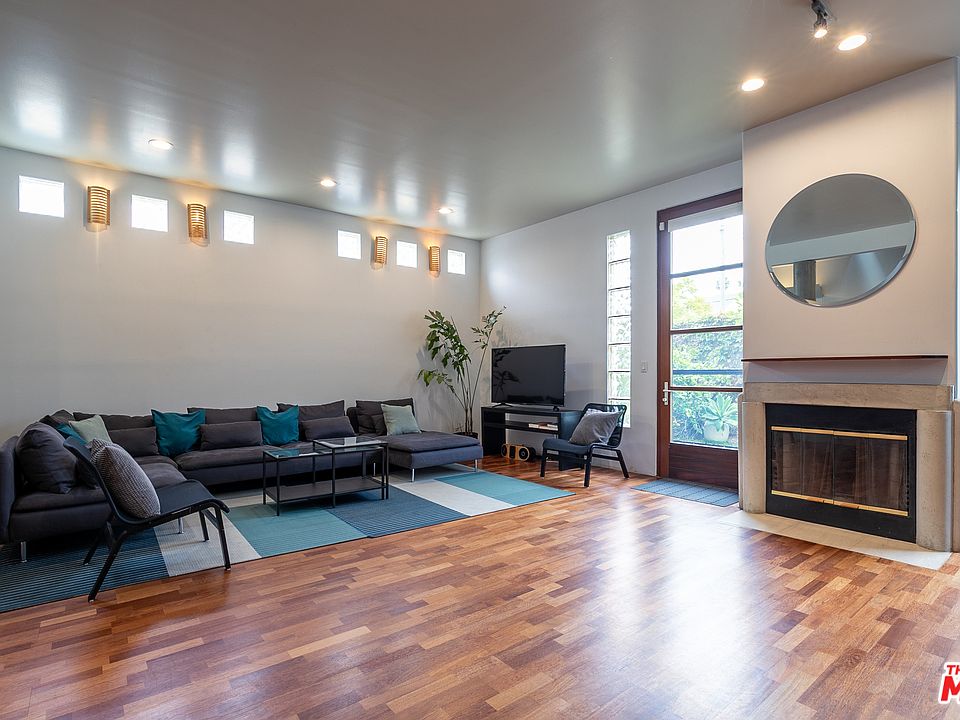 1st image of 420 Ocean Park Blvd
