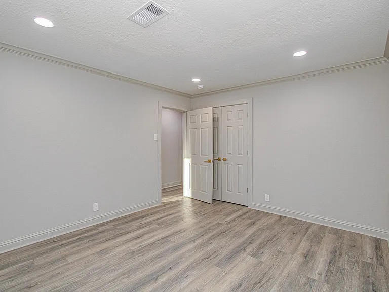 1801 Benbow Way — Photo 20