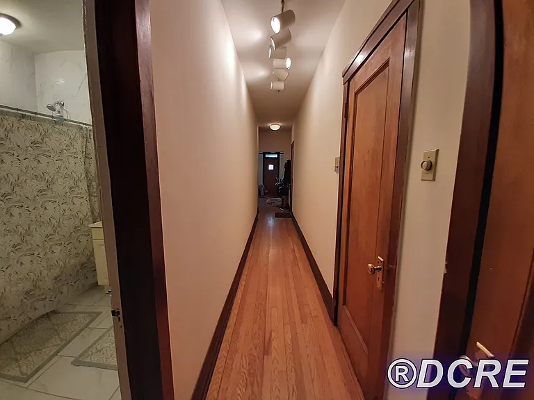 5241 N Winthrop Ave #1 — Photo 2