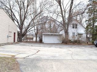 1329 University Ave, Green Bay, WI 54302