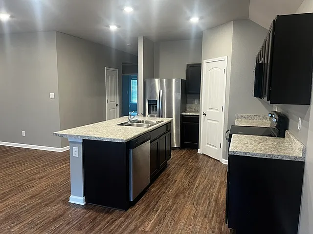 48334 Fox Hollow Blvd — Photo 6