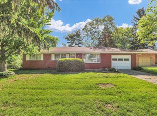 2112 Campbell Dr, Champaign, IL 61821