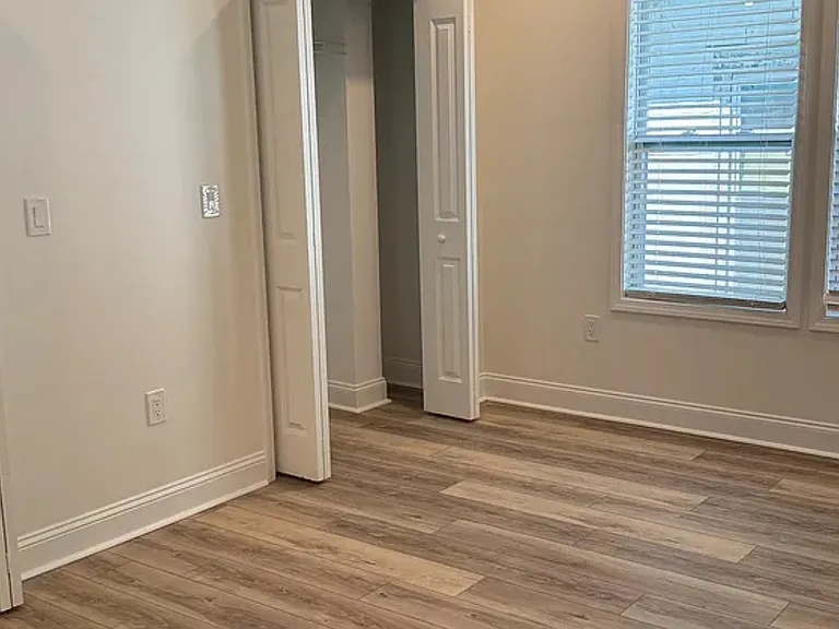 672 Cassanova St SE #A — Photo 8