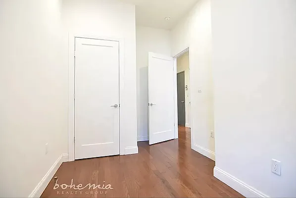 Rented by Bohemia Realty Group | media 13