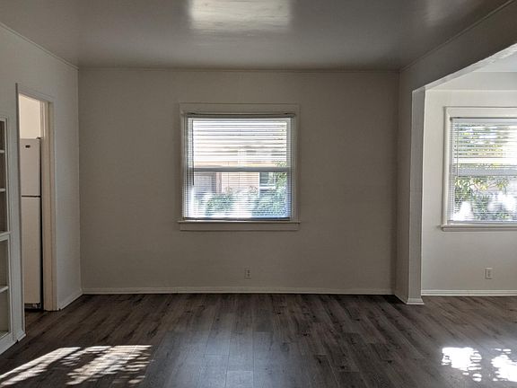 4th image of 550 E Verdugo Ave #552