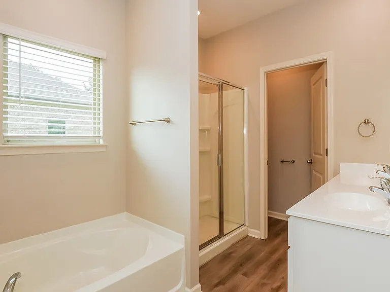 445 Beau Tisdale Dr — Photo 9