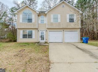 445 Skif Pond Ct, Atlanta, GA 30349