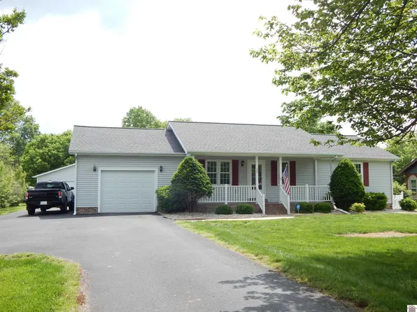 222 Ash St, Benton, KY 42025