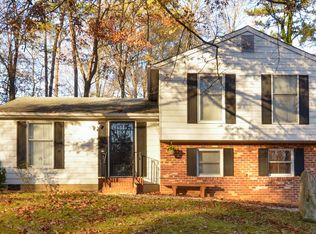 5516 Heatherhill Dr, North Chesterfield, VA 23234