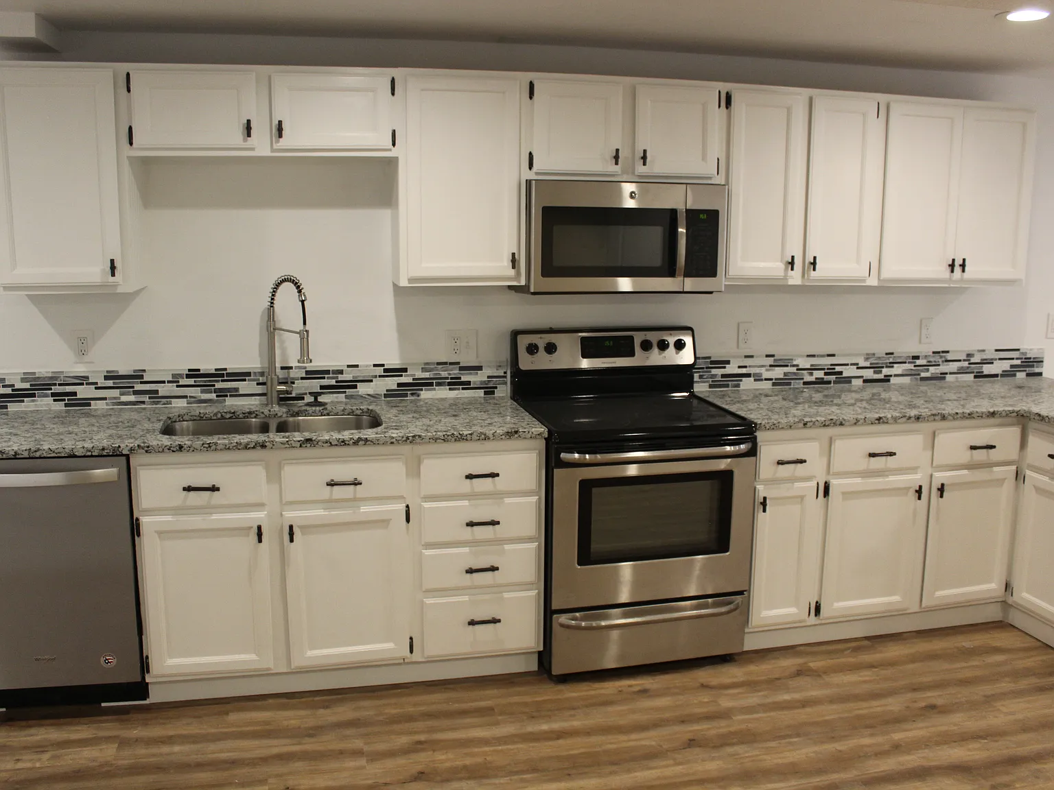 2712 S Cole Ct — Photo 3