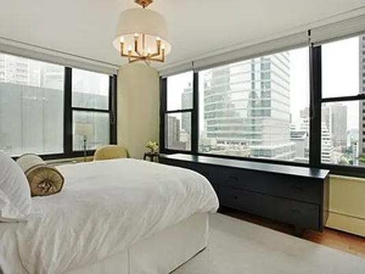 Sold by Corcoran | media 6