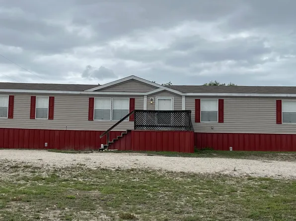 695 S Vista Dr, Sandia, TX 78383