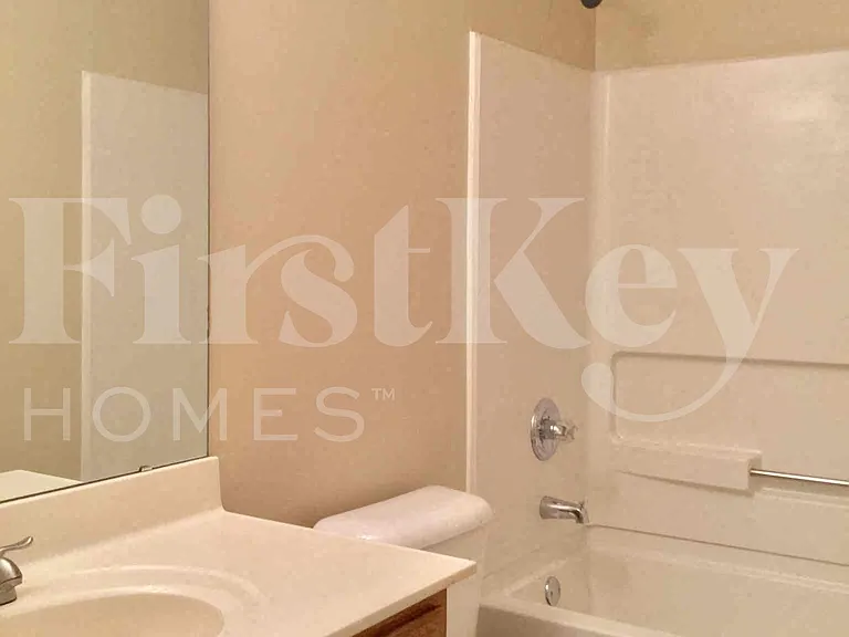 687 Bobolink Ct — Photo 19