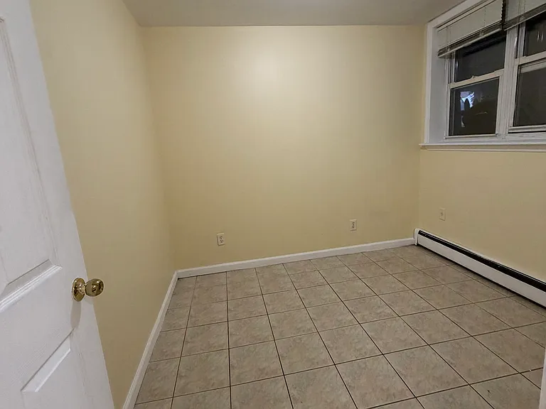 4234 Bedford Ave — Photo 3
