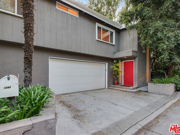 3rd image of 1793 N Beverly Glen Blvd