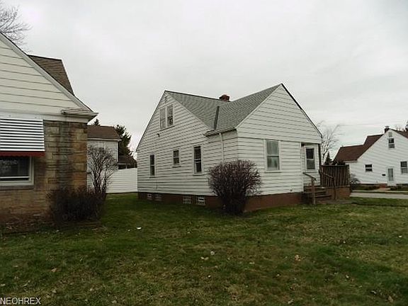 2nd image of 5034 E 113th St