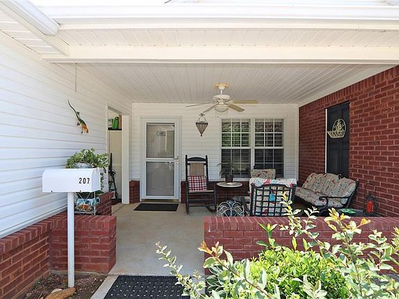 3rd image of 150 Old Mill Rd Unit 207