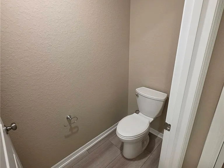 5527 Castania Dr — Photo 14