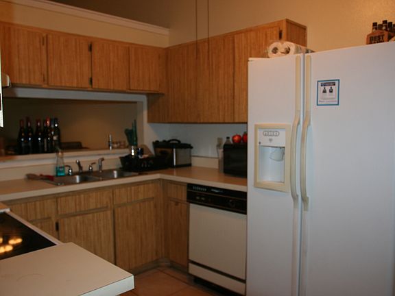 3rd image of 3268 Laurel Dale Dr