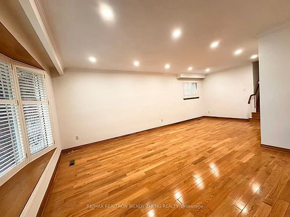 2nd image of 14 Scotland Rd