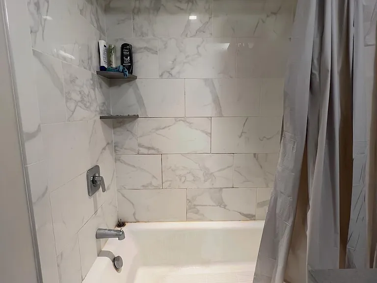 2126 Locust St #1R — Photo 40
