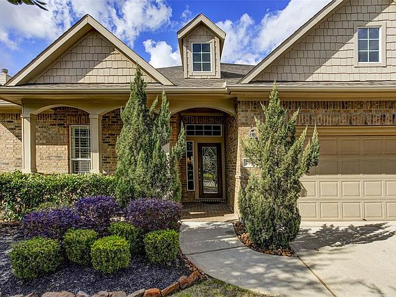 2nd image of 25438 Vinechase Dr