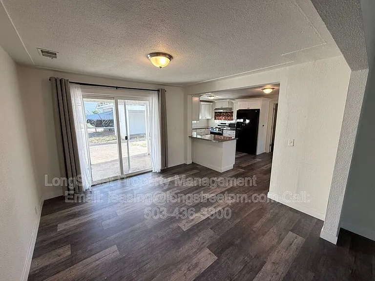 758 Browning Ave S #A — Photo 6