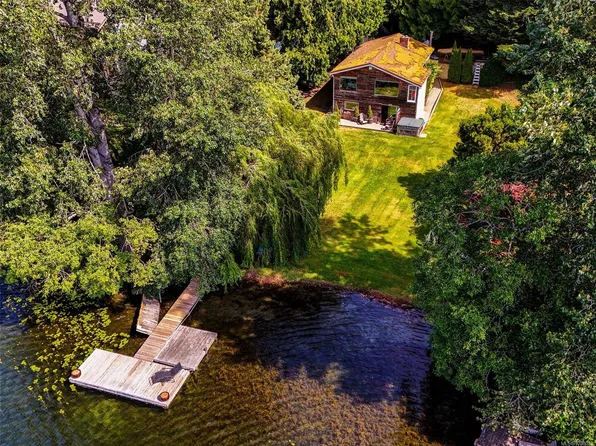 1167 Goldstream Ave, Langford, BC V9B 2Y9