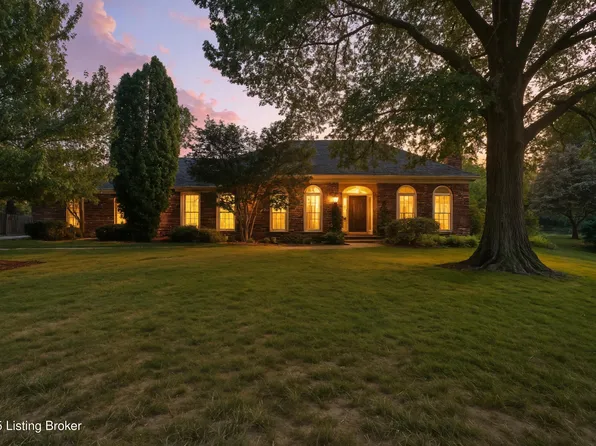 7809 Wolfcreek Ct, Louisville, KY 40241