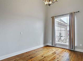 100 Swallow Dr, Brandon, MS 39047