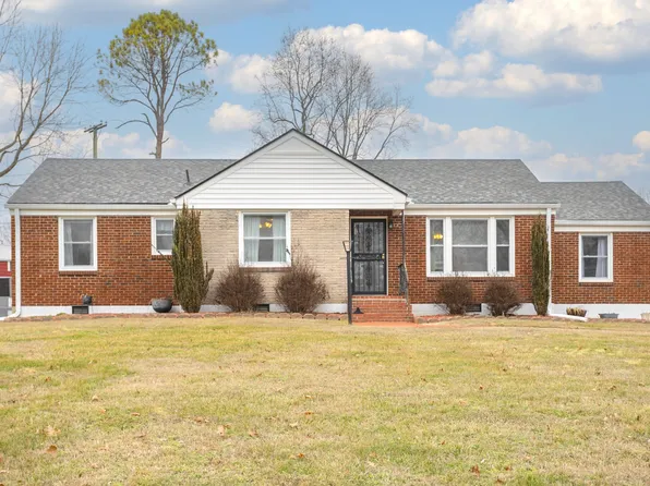 2809 Donna Hill Dr, Nashville, TN 37214