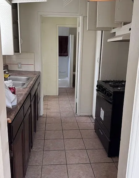 3519 Market St — Photo 8