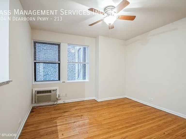 1504 N Dearborn Pkwy, Chicago, IL — Photo 61