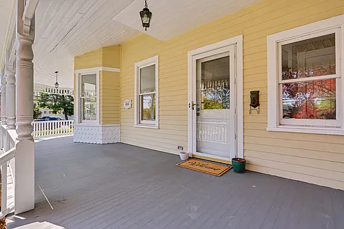 462 Riverside Ave Photo 1