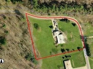 2850 Hayes Dr, Willoughby Hills, OH 44094