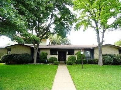 1st image of 3857 Port Royal Dr