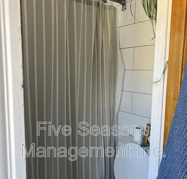 21 Lafayette Pl #4 — Photo 11