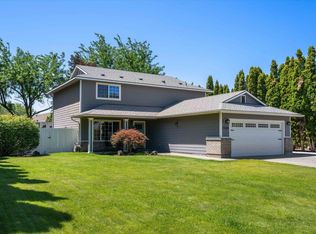 2330 Hummingbird Ln, West Richland, WA