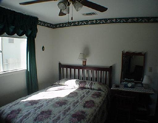4th image of 7423 CASTLE CROWN DR