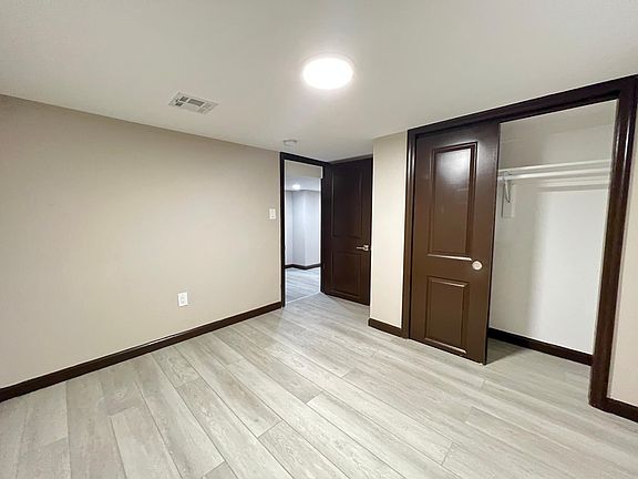 4th image of 163 Elwood Ave #1R