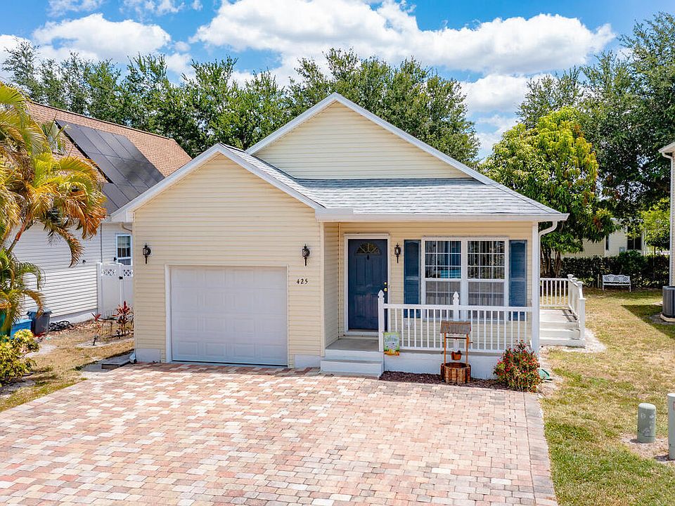 1st image of 425 Leawood Cir