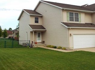 5304 Meadowlark Ln, Cedar Falls, IA 50613