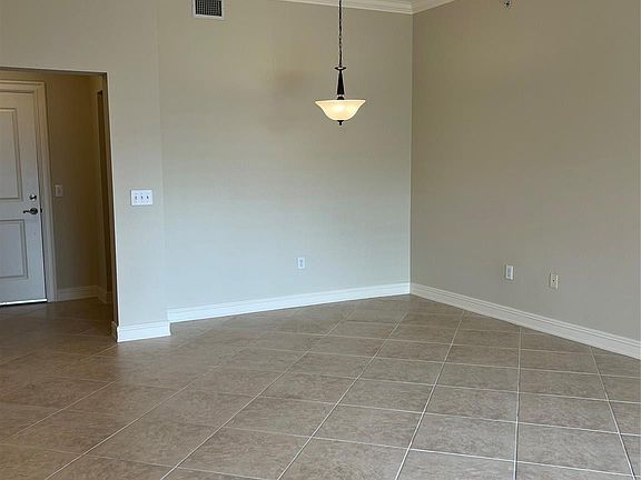 4th image of 16101 Emerald Estates Drive #349