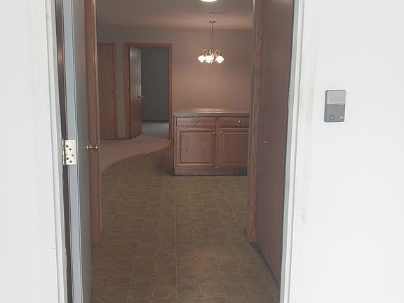 3rd image of 714 Willis Ave #B