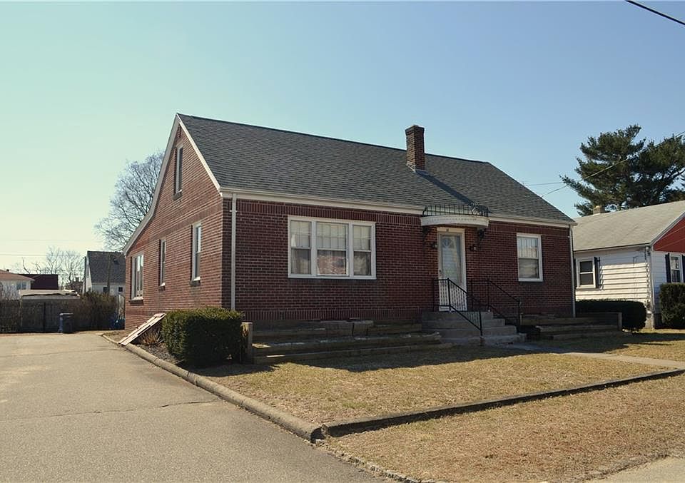 1st image of 51 Carman St